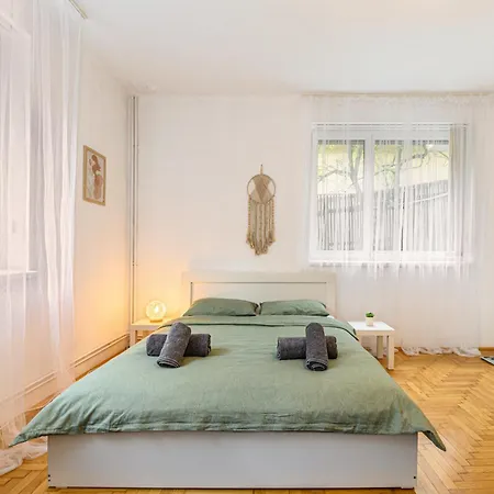 Cu Gradina La Casa Alemar * Brasov