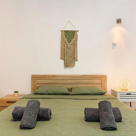 Cu Gradina La Casa Alemar Holiday home