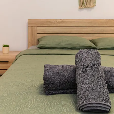 Appartement Serene Garden Apartment With Parking Braşov