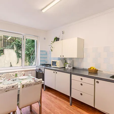 Cu Gradina La Casa Alemar * Brasov